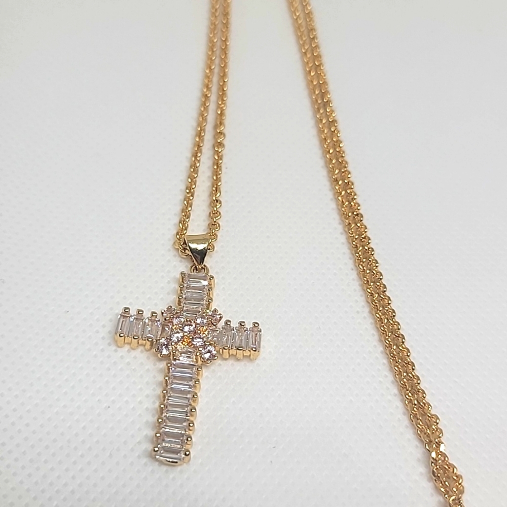 CRUCIFIX pendant  Necklace